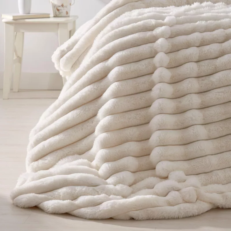 edredon-borreguillo-438-crema-burrito 3